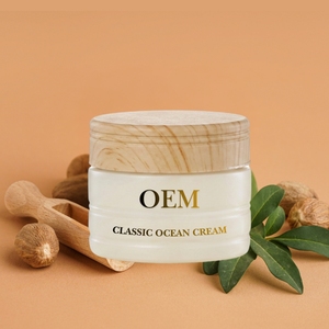 ครีมบำรุงผิวหน้า CHORUS Moisture Balance Revitalizing สารสกัดจากเซลล์แอปเปิ้ล ช่วยลดเลือนริ้วรอย สำหรับใช้กลางวัน รับผลิตแบรนด์ส่วนตัว (ขายส่ง) - Product Image 2