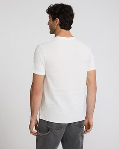 Camiseta al por mayor para hombre, de corte holgado, ecológica, transpirable, con logo personalizado en la parte delantera, 100% algodón, hombros caídos, estilo casual urbano, OEM - Product Image 2