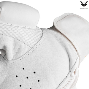 Guante de Cricket RACCOON SPORTS para Mano Derecha, PVC Transpirable, Cierre a Presión, Ligero, Estilo Deportivo, Construcción Tejida - Product Image 5