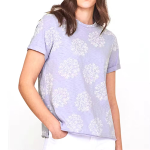 เสื้อยืดครอปสไตล์วินเทจสุดฮิตสำหรับผู้หญิง พิมพ์ลายโลโก้ สตรีทคูล ลุควินเทจแบบซักฟอก - Product Image 3