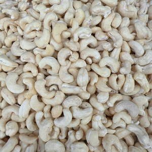 Low MOQ Vacuum Packed Cashew <b>Nuts</b> SANTIGO Cashew Kaju <b>Nuts</b> Reasonable Price - Product Image 1