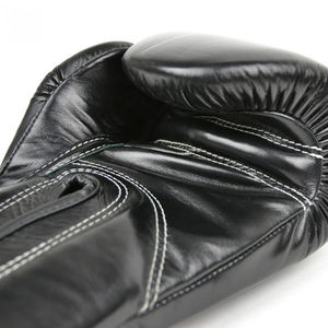 Guantes de Boxeo Fairtex Glory Negros y Amarillos, Estilo Nuevo, Ligeros, Profesionales, con Cierre de Gancho y Bucle, Modelo CP-BG-120 - Product Image 5