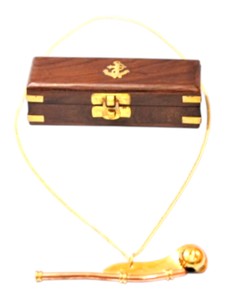 Sifflet de marin artisanal en laiton de 5 pouces, sculpture nautique moderne, plaqué or antique, avec coffret en bois, sifflet maritime - Product Image 2