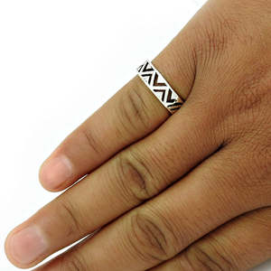 Creative Inside Rectangle Design Round Band Crafted From Pure 925 Sterling Silver Creative And Unisex Design Bohemian Jewelry - Product Image 2