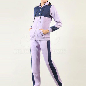 Ensemble de survêtement professionnel pour femmes athlètes, coupe ajustée, veste zippée intégrale et pantalon - Product Image 4