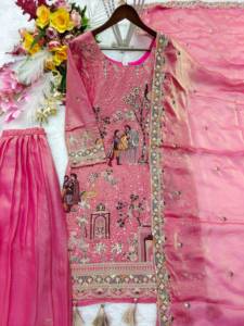 Conjunto de diseñador con bordado de lentejuelas y trabajo de dori, top de seda Fandy con pantalón sharara y dupatta, completamente cosido. - Product Image 6