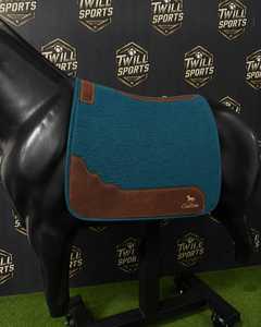 Almohadilla de lana personalizada para silla de montar de caballo con ribete de cuero marrón, aplique de logo frontal, color sólido, unisex, transpirable, acolchada, para equitación. - Product Image 6