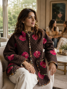 Veste en coton matelassée à pois réversible faite à la main pour femmes, style vintage Kantha imprimé, manteau ethnique décontracté d'hiver avec poches - Product Image 4