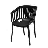 Chaise de salle à manger contemporaine en plastique à dossier à lattes, élégante, pour intérieur et extérieur, idéale pour hôtels et écoles