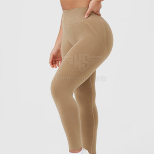 Leggings de sport élégants pour femmes, tissu extensible avec ajustement flexible pour l'entraînement physique et le yoga. - Product Image 3