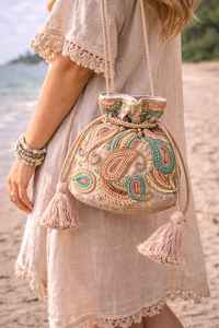 Bolso indio tipo Potli con bordado hecho a mano, bolso Potali de diseñador para aniversario de Glowin Fashion - Product Image 2