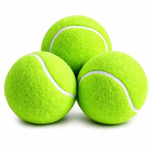 Balle de tennis en feutre vert durable pour usage récréatif - Product Image 4