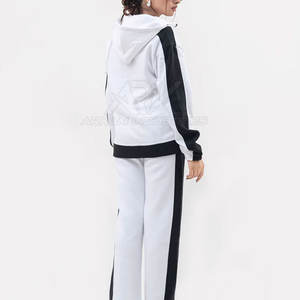 ชุดวอร์มผู้หญิงผ้าฝ้ายปี 2026 ชุดวอร์มสองชิ้นแบบเรียบสำหรับสุภาพสตรี ราคาขายส่ง รับสกรีนโลโก้ ชุดวอร์มผู้หญิงสำหรับขาย - Product Image 4