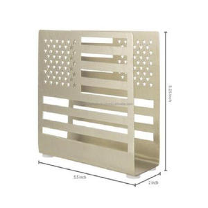 Porte-serviettes en métal en laiton avec design décoratif Parfait pour le stockage de papier de soie de haute qualité dans les hôtels et restaurants - Product Image 2