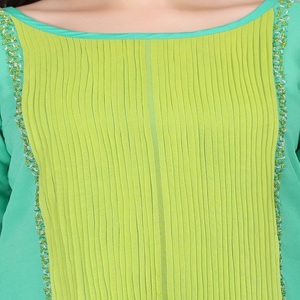 Conjunto de 2 piezas para fiesta, color verde, con pliegues frontales y adornos de cuentas, un hermoso atuendo para mujer. - Product Image 5
