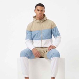 Ensemble de survêtement unisexe personnalisé coupe-vent en polyester imperméable avec veste zippée et pantalon en nylon de haute qualité – Collection Luxe - Product Image 4