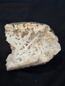 Groupe de Stilbite et Apophyllite, Spécimen de Cristal Naturel, Pierre Précieuse de Forme Libre, Style Amour, Cristaux Décoratifs, Artisanat, Cadeaux - Product Image 3