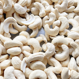 Nueces de Anacardo Crudas al Mejor Precio, Nueces de Anacardo de Costa de Marfil, Exportación al por Mayor a Dubái, UE, Medio Oriente - Product Image 1