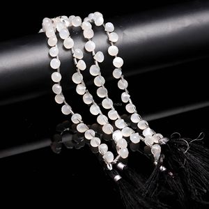 Piedras preciosas facetadas de piedra lunar blanca natural en forma de cebolla y lágrima para la fabricación de joyería, 7-9 mm, 8 pulgadas, cuentas sueltas al por mayor. - Product Image 1