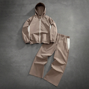 ทีมขายส่งเสื้อผ้า OEM ชุดวอร์มผ้าทอทรงหลวม รับผลิตแบรนด์ตามสั่ง - Product Image 1