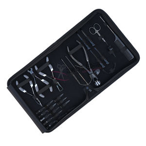 Kit d'outils pour extensions de cheveux noirs pour coiffeurs : Pince à micro-perles, Pince à sertir les micro-perles, Crochet de tirage, Pince à bandes adhésives, Coupe-perles - Product Image 1