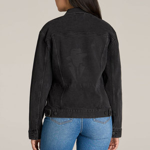 Vêtements d'hiver fabriqués au Pakistan, veste en jean pour femmes avec design personnalisé pour créer des vêtements d'extérieur élégants à vendre en ligne - Product Image 2