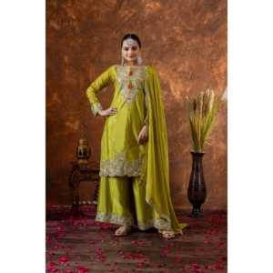 Ensemble haut, pantalon palazzo et dupatta en pure soie Chinon, en tissu chiffon pour tenue de soirée, une tenue élégante - Product Image 2