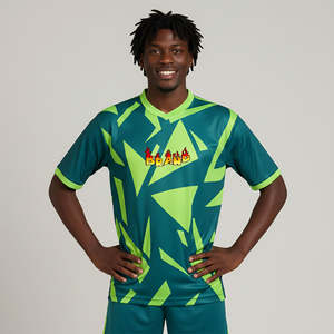 Maillot de football pour homme en polyester 100% de haute qualité, à séchage rapide, sur mesure, avec design par sublimation personnalisé, manches courtes, respirant, en ensemble. - Product Image 5