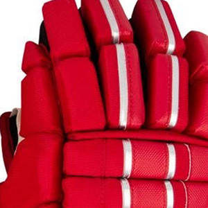 ถุงมือฮอกกี้น้ำแข็งสีแดง พร้อมแถบตีนตุ๊กแก วัสดุ PU ทนทาน ขนาดผู้ใหญ่ ลายเรียบ - Product Image 6