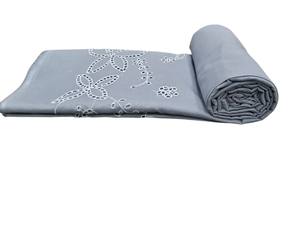 Tissu en coton lavande imprimé, respirant, léger, tissé, brodé à l'œillet, de la meilleure qualité, pour la confection de robes pour filles, expédié dans le monde entier - Product Image 2