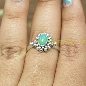 Bague artisanale en argent sterling 925 avec pierre précieuse d'aventurine verte naturelle, design perlé, cabochon d'aventurine verte, style bohème - Product Image 2