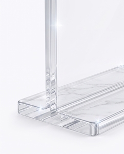 Innovador Soporte Transparente de Acrílico para Letreros de Redes Sociales |   Código QR Personalizable para Exhibiciones Elegantes, Duradero y Reciclable - Product Image 1