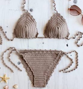 Ensemble de bikini brésilien crocheté avec pompons et perles - Product Image 3