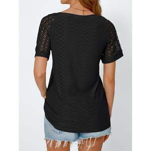 2025 2025 verano moda mujer cuello en V camiseta transpirable manga corta elegante Casual Tops con ojal bordado - Product Image 3