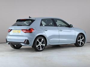 Audi A1 1.0 TFSI 25 S Line Sportback S Tronic Euro 6 5 Puertas, Usado en Excelentes Condiciones, 2022 - Product Image 3