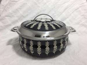 Elegante Cacerola de Acero Inoxidable para Cocina con Diseño Moderno, Apta para Comidas Diarias y Ocasiones Especiales - Product Image 5