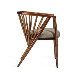 Elegante Silla de Comedor de Madera de Teca Sólida con Respaldo Curvo, Diseño Artístico de Husillos y Asiento Tapizado Confortable - Product Image 3