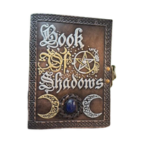 Carnet de notes en cuir « Livre des Ombres », Grimoire en pierre de lapis-lazuli à triple lune en relief 3D, Livre de sorts vintage pour la sorcellerie Wiccan