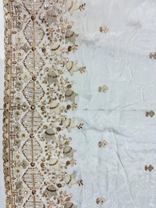 Fournisseur Indien de Tissu en Soie Crêpe Naturelle de Luxe, Tissu Brodé de Perles et de Paillettes pour Vêtements de Cérémonie à Vendre - Product Image 5