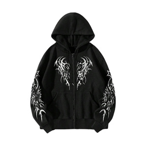 Sudadera con capucha gótica negra para hombre al por mayor con estampado tribal blanco, ajuste regular, de algodón tejido, estilo otoño - Product Image 1