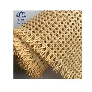 BEST-SELLER : Tissu en rotin naturel tressé pour sièges de chaise, portes d'armoires, meubles – Rouleau de maille tissée à la main – Approvisionnement direct usine - Product Image 1