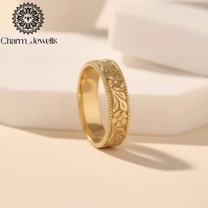 แหวนหมั้นผู้หญิง Charm ชุบทอง 18K เงินแท้ ลายดอกไม้คลาสสิก ประดับเพชรโมอิสซาไนต์ทรงคุชชั่น ฝังแบบ Prong Set รับรองโดย IGI น้ำหนัก 3 กรัม - Product Image 1
