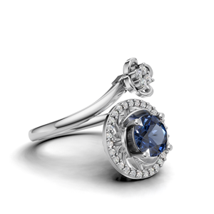 Élégante bague de fiançailles en or blanc/rose et jaune 18 carats avec saphir bleu et halo de pierres précieuses, design floral en grappe - Product Image 2