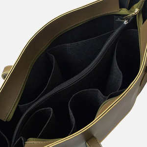 Sac à main de voyage tendance pour femme en cuir véritable avec fermeture éclair, grand format, à porter en bandoulière, vente en gros - Product Image 3