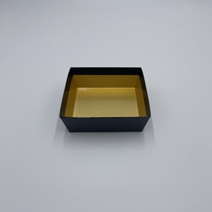 Caja cuadrada de papel japonés para sushi, precioso contenedor de comida de oro negro, restaurante desechable para llevar, fiambrera Bento para llevar - Product Image 2