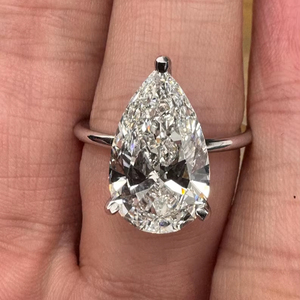 Bague de fiançailles en moissanite taille poire pour femme, en argent 925 véritable, cadeau de demande en mariage pour partenaire - Product Image 1