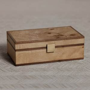 Custom Luxury Wooden Jewelry <b>Box</b> <b>Set</b> Rectangle Shape Classic Design Lacquer Finish Dishwasher Safe 1 Layer Storage <b>Box</b> <b>Set</b> - Product Image 3