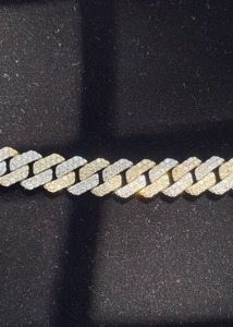 Cadena Cubana de Diamantes Chapada en Oro de Diseño de Lujo con Acabado Dorado para Hombre, Joyería de Estilo Urbano, de Proveedor Mayorista Indio - Product Image 2