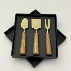 Achetez maintenant et découvrez tout : ensemble d'outils pour trancher et étaler le fromage en acier inoxydable avec manche en bois - Product Image 1