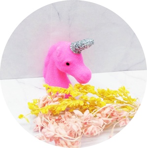 Tête de licorne rose flocage miniature 1in de haut - Product Image 6